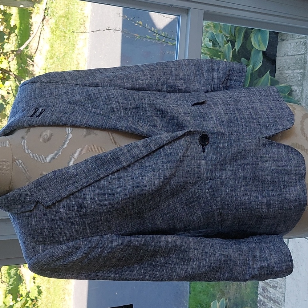 The Limited Med Blazer navy and white with inner lined polka dots